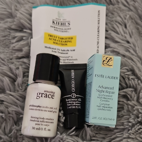 BRAND NEW Kiehl's and Estée Lauder Skincare Set - Picture 1 of 4